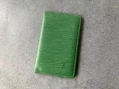 ルイ ヴィトン エピ カードケース グリーン