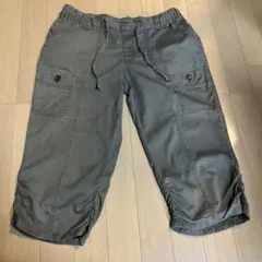ひざ下丈　ハーフパンツ　レディースL オリーブ　カーキ　ポケット付　綿100%