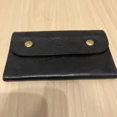 イルビゾンテ　ブラックレザー フラグメントケース