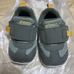 Item thumbnail for item e2d75740-0cfb-4a9e-a150-650f4b74c81e