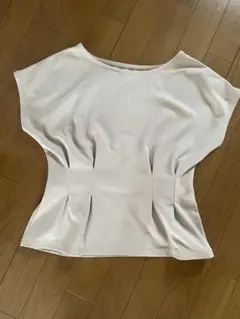 ドレープデザイン ベージュ Tシャツ Fサイズ