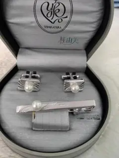 Item thumbnail for item 6b32af83-0e13-4b75-af6f-c1258393c98e