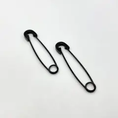 【匿名配送】 ブラック 安全ピン ピアス 両耳 STAINLESS