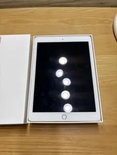 iPad9.7 第6世代 Wi-fi+Cellular 32GB GOLD