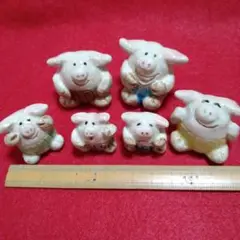 ぶたさんファミリー陶器置物ちょっぴりおまけ付き