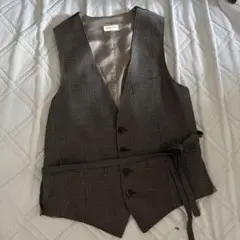 DRIES VAN NOTEN（ドリスヴァンノッテン） 　ベスト　46