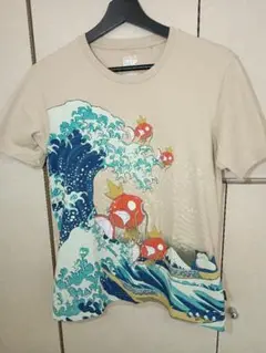 美品　ユニクロ　コイキング×葛飾北斎　Tシャツ　Mサイズ