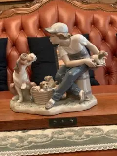 LLADRO　リヤドロ　彩色磁器人形　「この子はぼくの」少年と犬 2025年最新】リヤドロ 少年と犬の人気アイテム - メルカリ