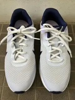 NIKE ナイキ スニーカー ランニングシューズ レボリューション7 23.5㎝