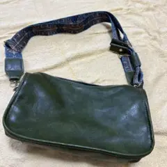 Item thumbnail for item bfe16618-0506-4873-9c9f-bcda26a5fc3a