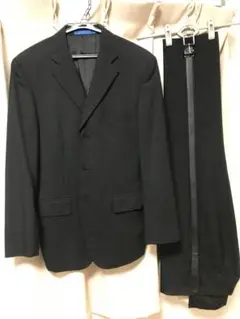 スーツ