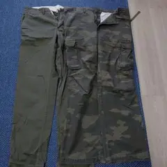 UNIQLOズボン２本セット