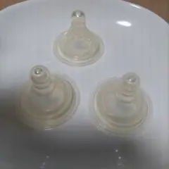 母乳実感　乳首Sサイズ　3つ