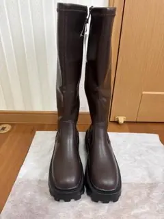 Item thumbnail for item d1a9f49d-9fde-4008-a058-a0d24a1f64f6