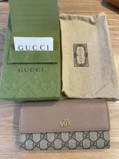 GUCCI長財布