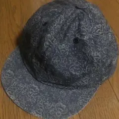 ブルガリア製【美品】メゾンキツネ ボタニカルプリントキャップ