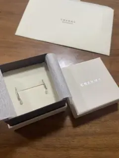 CHARMY チャーミー K18WG ダイヤモンドピアス 天然石