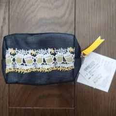 近沢レース刺繍デザインのビールレース黒ポーチ
