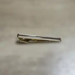 BURBERRY ゴールド ネクタイピン