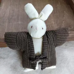 ハンドメイド　古布　うさぎ　人形