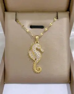 【大人気】ネックレス　タツノオトシゴ シーホース　海　オシャレ　レア　1143