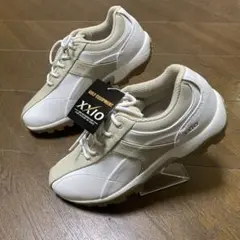 【XXIO】ゼクシオ　ゴルフシューズ　ホワイト/ベージュ　24.5EEE未使用品