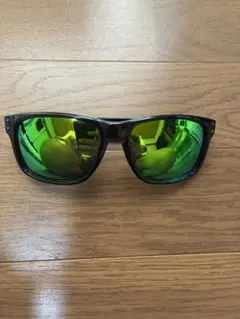 Oakley ブラックフレーム グリーンレンズ サングラス