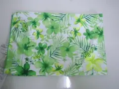 #PR09- パレオ出品　白地花柄　未使用・新品