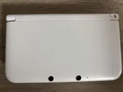 ニンテンドー3DSLL ホワイト　ケース付き