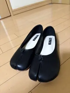 足袋型シューズ