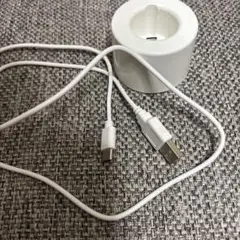 Francfrancハンディファンの充電スタンド