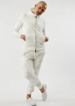 Item thumbnail for item 285de41e-3b3e-40f0-a2fd-259fb5556dcc