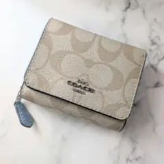 COACH 三つ折り財布 モノグラム柄
