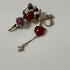 ANNA SUI Edenシリーズ 蛇と林檎モチーフイヤリング