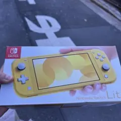 Nintendo Switch NINTENDO SWITCH LITE イエ…