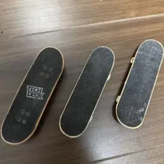 指スケ