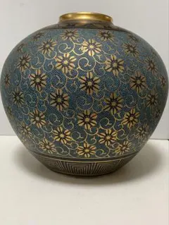 九谷　洋山　金彩花　花瓶 九谷焼 花瓶 壺 金彩 花鳥図 九谷洋山 年代品 - メルカリ