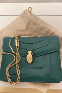BVLGARI ブルガリ セルペンティ フォーエバー チェーンショルダーバッグ
