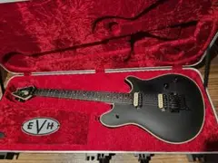 Item thumbnail for item c4c6f384-8c4d-4ab5-8fcf-15e3345b6ff2