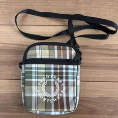 FRED PERRY バッグ　タイムセール