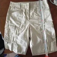 ベージュ カーゴショートパンツ