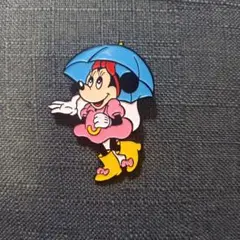 ディズニー　バッチ　ミニーマウス　レトロ