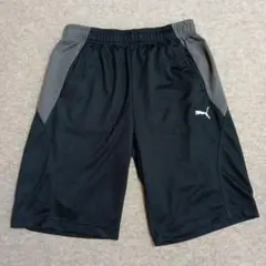 PUMA　スポーツウェア　ハーフパンツ　ブラック グレー　Lサイズ