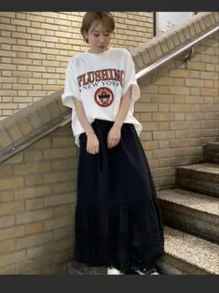 ungrid カレッジロゴTシャツ