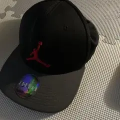 Jordan ブラック レッド キャップ