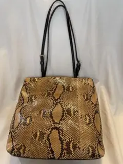 PRADAパイソントートバッグ USED品