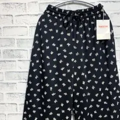 未使用品【tomatsu】トマツ　サラサラ質感　花柄　薄手　ワイドパンツ