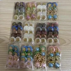 多色ボタンセット 12種類　一つ穴　ボタン　飾りボタン