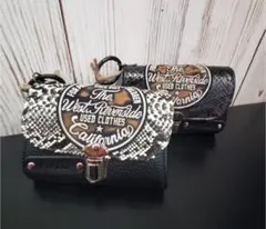【美品】TWR×FREELY　刺繍ワッペン付き ウォレット