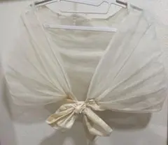 8月15日発送価格★ 美品❤︎ お呼ばれ　結婚式　ストール ホワイト 羽織り